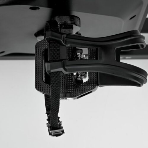 Toorx SRX-REBEL Smart Bike in Aktion, Detailansicht der Konsole, Toorx SRX-REBEL im Wohnzimmer